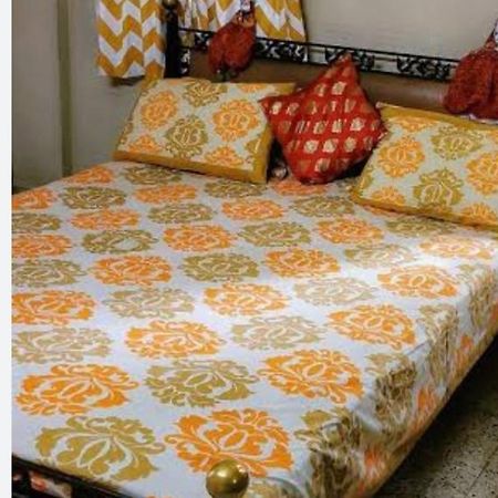 House Apartment Allāhābād Junction Екстериор снимка